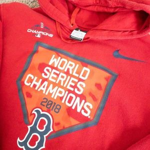 Boston Red Sox Nike 2018 Championship sweatshirt!